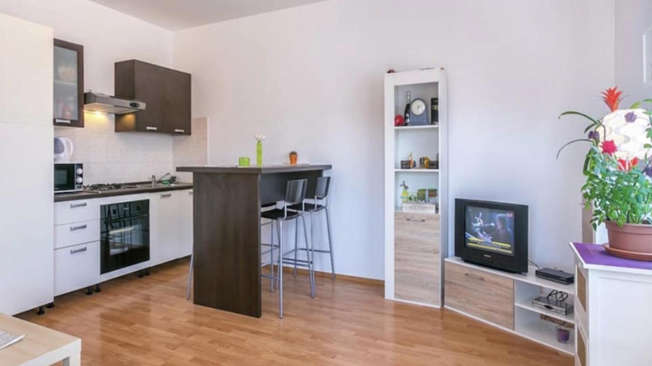 Luka Apartment เมดูลิน ภายนอก รูปภาพ