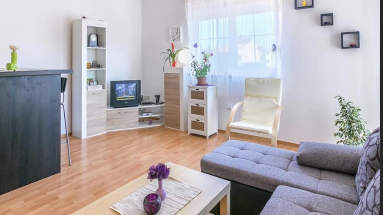 Luka Apartment เมดูลิน ภายนอก รูปภาพ