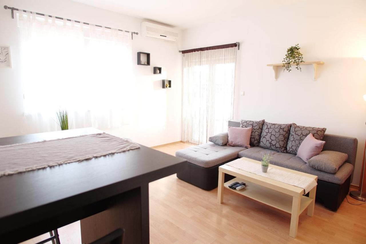 Luka Apartment เมดูลิน ภายนอก รูปภาพ